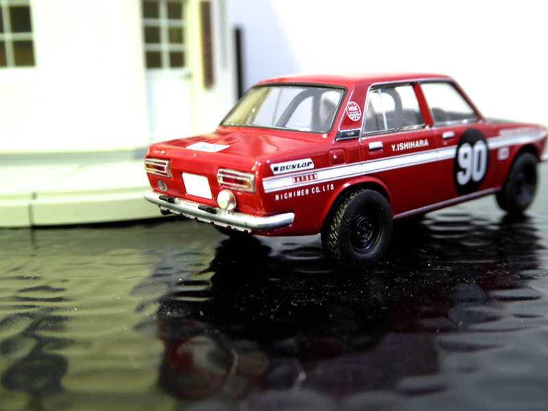 Illustration for article titled Hot Sixty 4th: Samurai Sun-day with unboxing a Rally car